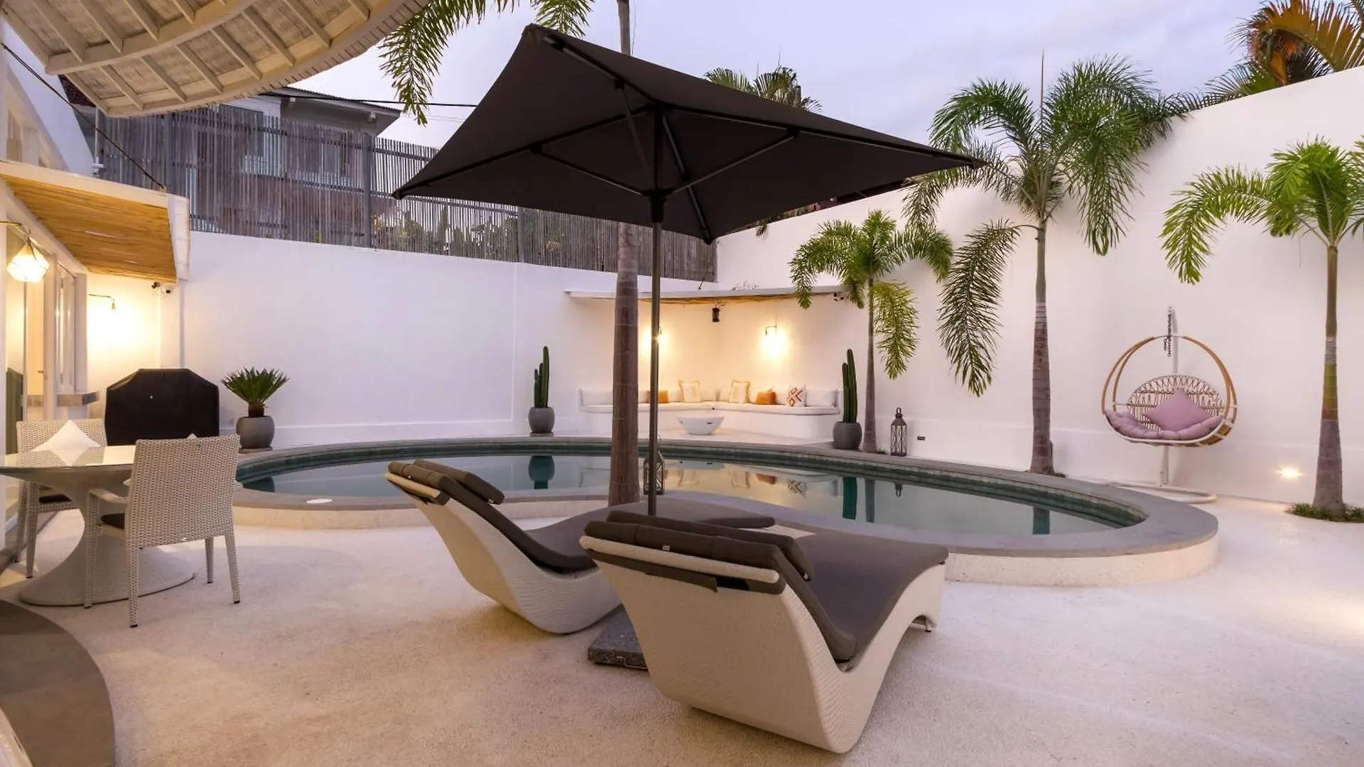 Villa Weiss Berawa Canggu  Canggu (Bali)