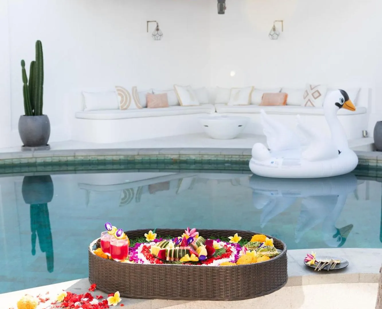 Villa Weiss Berawa Canggu  Indonesia